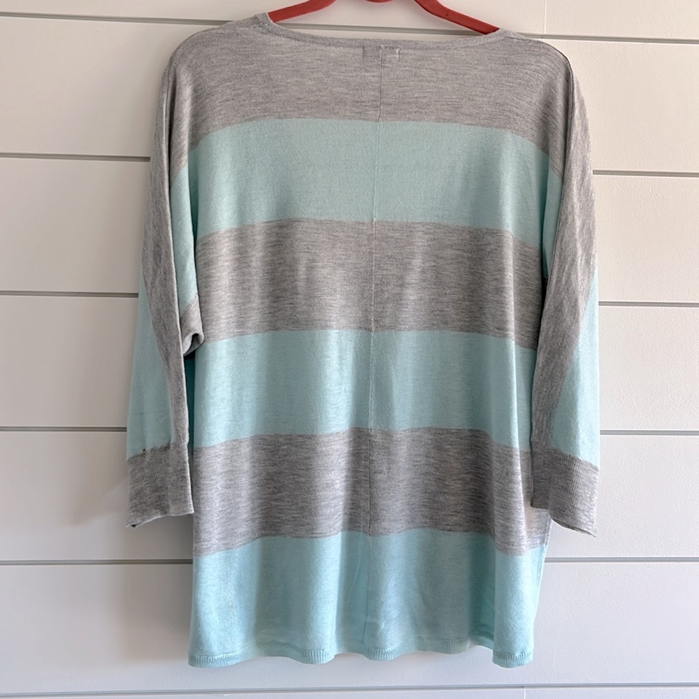 Splendid Blue and Gray Crew Neck Sweater - Picture 2 of 4